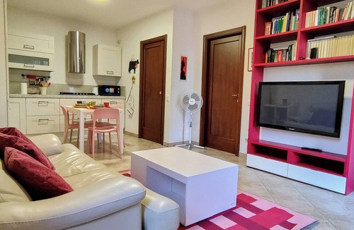 Ponsacco Apartment | Cherry House, Enjoy Mood Apartments