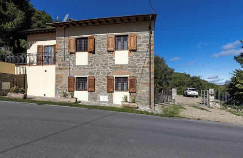 Lucolena Villa | Chianti Villa Chicco, private swimming pool with large garden, bbq, car parking