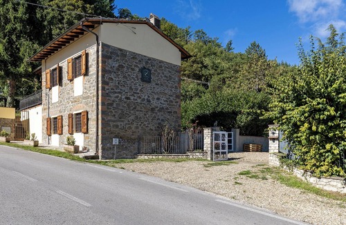 Lucolena Villa | Chianti Villa Chicco, private swimming pool with large garden, bbq, car parking