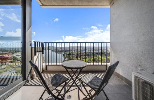Belconnen Apartment | Chic 1-Bed with Stunning Lake View & Indoor Pool