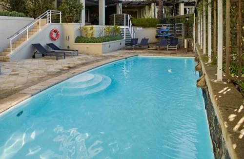Victoria and Alfred Waterfront Apartment | Chic 2-bedroom apartment with WiFi in amazing safe Waterfront in Cape Town