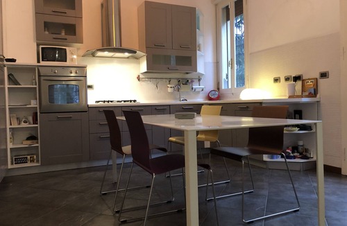 Fossolo Villa | CloMoBo Apartment in Villa (with garden)