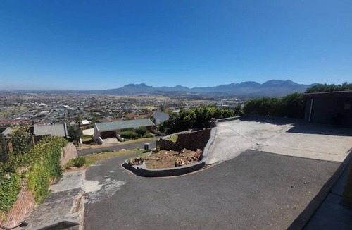 Mountainside Apartment | Cloud 9 Room 6 King Bed & Stunning Views
