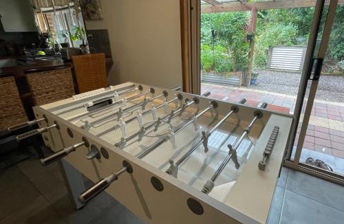 Moruya Heads House | Coastal Garden Escape - Spa - Pizza oven