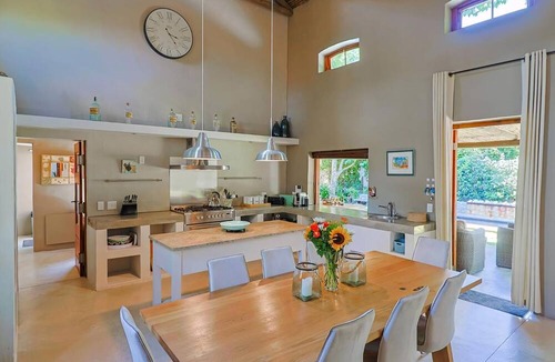 Eastcliff Apartment | Coastal Mellows | A piece of Italy | Town centre