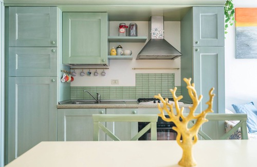 Calambrone Apartment | Colors House On The Beach by Pleiades Home