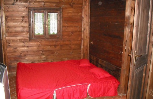 Ventasso Ski Chalet | Comfortable Chalet in Giarola with Mountain View