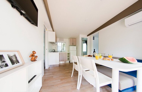 Zadina Pineta House | Comfortable, fully equipped, 2-bedroom, 2-bathroom mobile home, Cesenatico beach