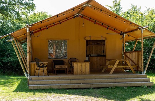 Borger House | Comfortable Glamping Stay