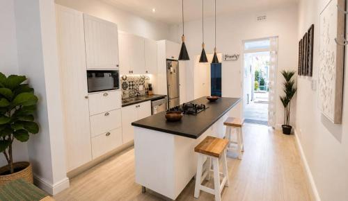 Claremont House | comfortable house, heart of Harfield Village!