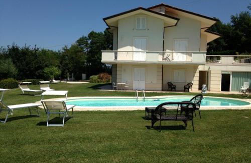 Montelabbate House | Comfortable villa lower level in Montelabbate with private pool