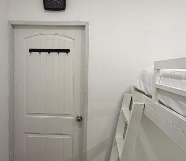 Bangkok Central Business District Hostel | Comfy Crib Hostel 2