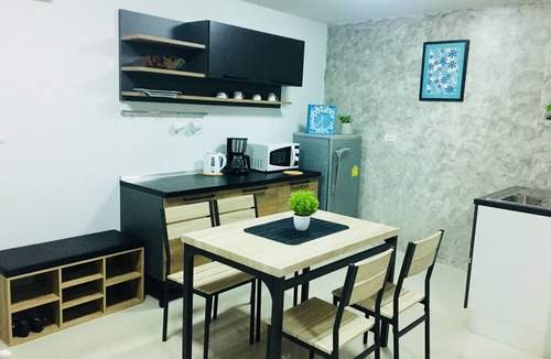 Kram Apartment | Comfy family beach front condo unit A307