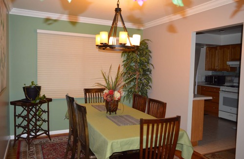Aspen Hill House | Comfy, Serene Home on Quiet Cul de Sac, Private backyard pool Lic # STR23-00110
