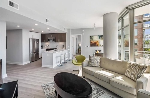Woodmont Triangle Apartment | Commuter-friendly | Gym+ Free Wifi | near Bethesda Chevy Chase | by GLS