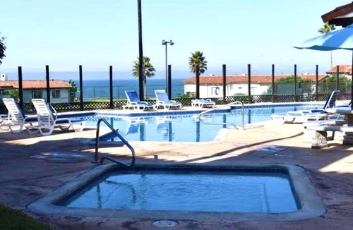 Rosarito Condo | Condo for 5 at La Paloma Beach Resort. Access to all amenities. 24 hr security.
