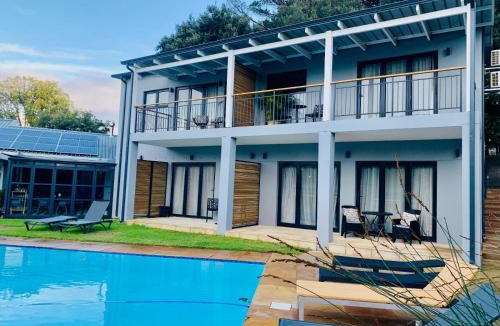 Constantia Cabin | Constantia Winelands Lodge