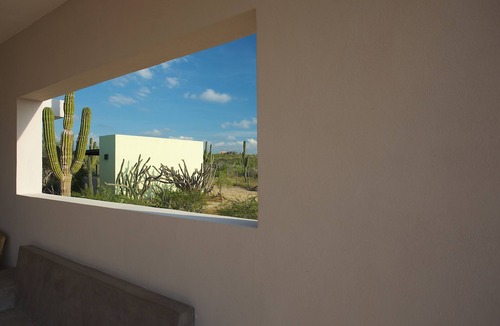 Todos Santos Villa | Contemporary house with pool near the beach