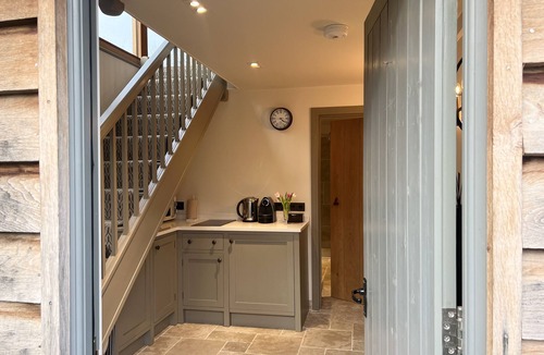 Great Wolford House | Contemporary Oak Barn in Stunning Cotswold Countryside close to Moreton-in-Marsh