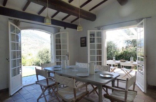 Saint-Jeannet Villa | Cool Villa in the hills near Vence