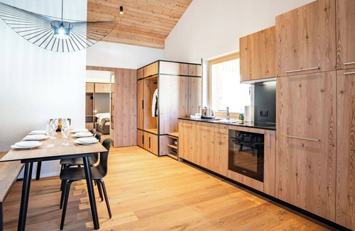 Granges Apartment | Cosy apartment for 6 guests with WIFI, TV and pets allowed