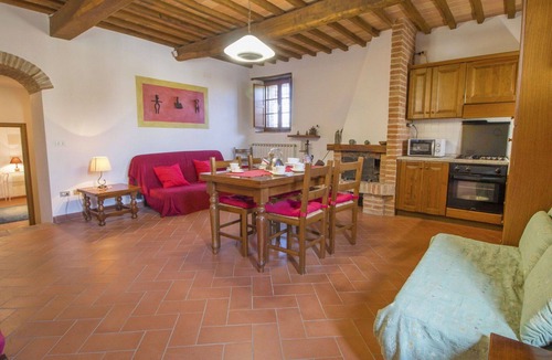 Rapolano Terme Villa | Cosy apartment in villa for 6 guests with pool, WIFI, TV and patio
