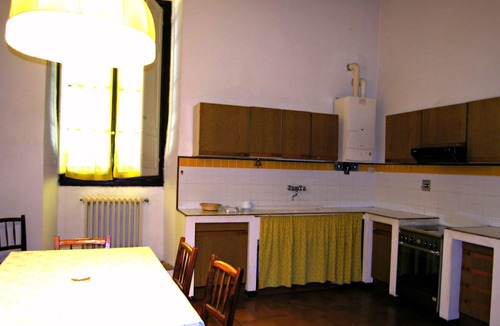 Scarperia Villa | Cosy apartment in villa for 8 guests with WIFI, pool, TV and panoramic view