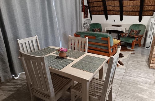 Buffelspoort House | Cosy Cottage