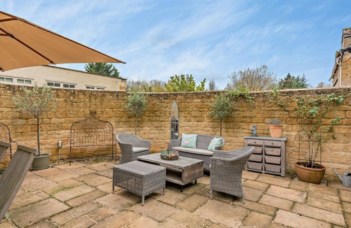 Willersey Cottage | Cosy holiday cottage in the Cotswolds - Rex Cottage