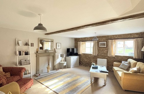 Banbury Cottage | Cosy Period Cottage In Unspoilt Village On The Edge Of The Cotswolds