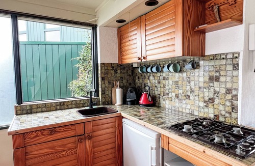 Nieuwe Niedorp House | Cosy waterside cottage in the green heart of North Holland
