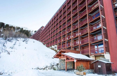Arc-1950 Apartment | Cosy with balcony & Near the Slopes 644