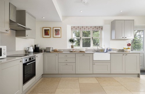 Hook Norton Cottage | Cotswold country cottage -2 Manor Farm