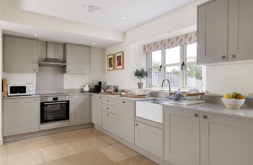 Hook Norton Cottage | Cotswold country cottage -2 Manor Farm
