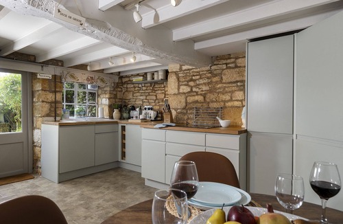Blockley Cottage | Cotswold stone holiday cottage with a superb garden near Moreton-in-Marsh - Knoll Cottage