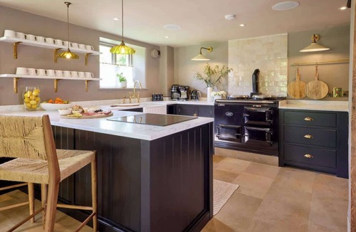 Chipping Norton House | Cotswolds Luxury Retreat | Tennis, Pool & Wellness