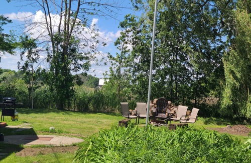Selkirk Cottage | cottage in Selkirk on lake Erie
