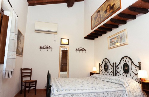 Rapale Other | Cottage 'Laura' with private garden and barbecue