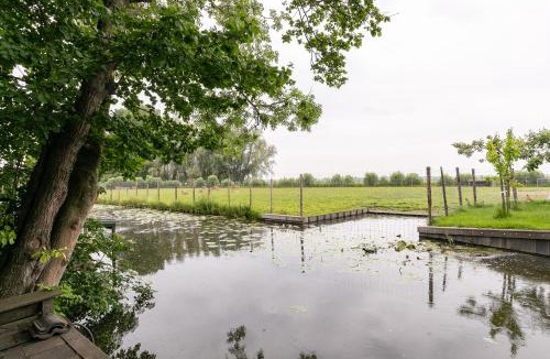 Oostwoud Ski Chalet | Cottage 'Onder de boompjes'