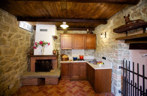 Stia House | Country cottage with private pool in the green Casentino area
