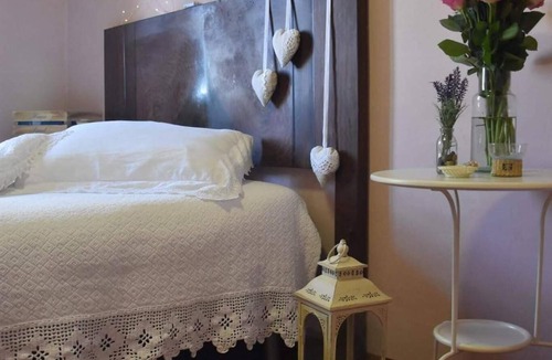 Arezzo Bed & Breakfast | Country Hill B&B