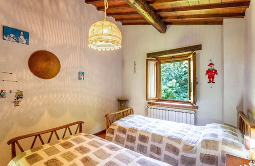 Molezzano House | Country House/Farm House in Molezzano with 2 bedrooms sleeps 4