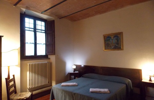 Vicchio House | Country House/Farm House in Vicchio with 8 bedrooms sleeps 16