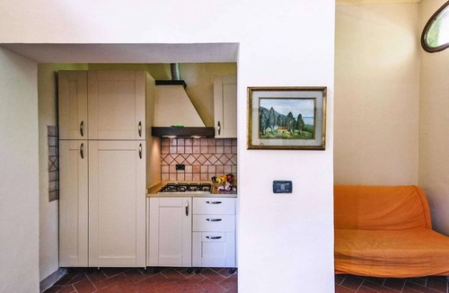 Capannoli Apartment | Country House in Tuscany with Pool and Olive Grove