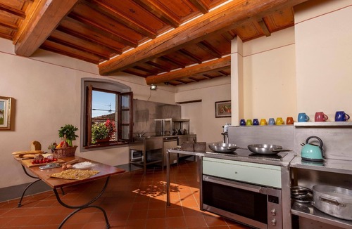 Pratovecchio Other | Country villa with a pool and a garden – the perfect setting for celebrations or get-togethers