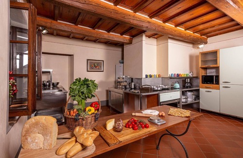 Pratovecchio Other | Country villa with a pool and a garden – the perfect setting for celebrations or get-togethers