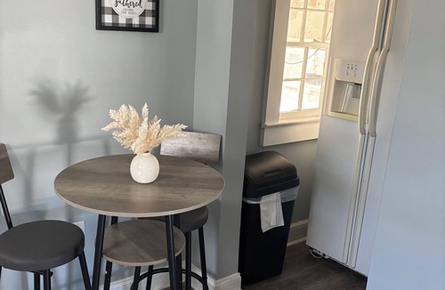 Kernersville House | Cozy 1-bedroom pet friendly house in lovely Kernersville close to major highways