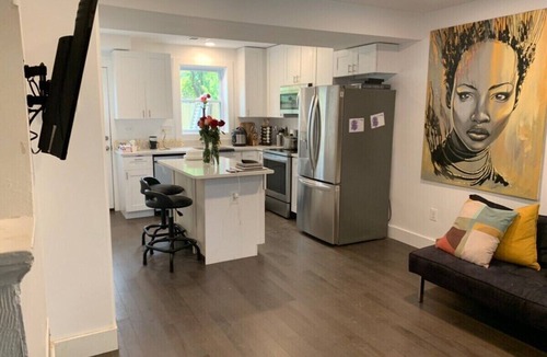 Northeast House | Cozy 2/1.5 Getaway in Lily Ponds