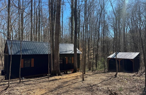 Mount Mourne Cabin | Cozy 2-bedroom cabin at Happy Ass Farm