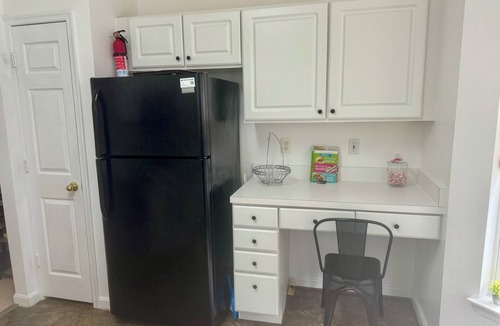 Russett Condo | Cozy 2-bedroom condo in Maryland City